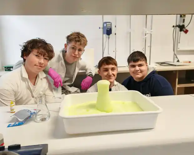 Zajęcia laboratoryjne w Kielnarowej — zdjęcie 4